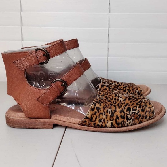 Anthropologie Gee WaWa Boho Calf Hair Leopard Print Gladiator Ankle Sandals - Picture 4 of 16
